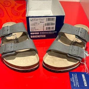 Arizona Birkenstock- desert soil gray